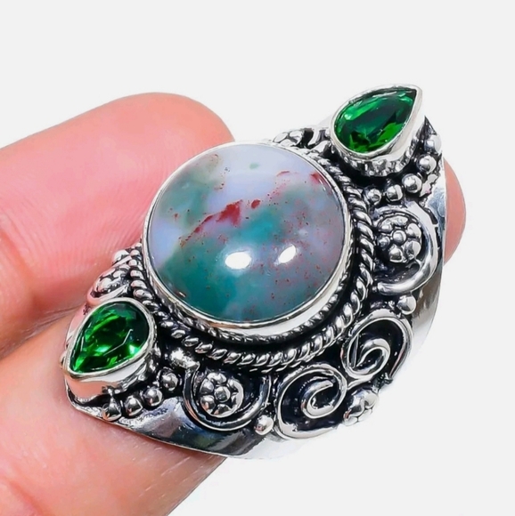 New Bloodstone and Peridot 925 Silver Statement Ring. - Picture 11 of 16
